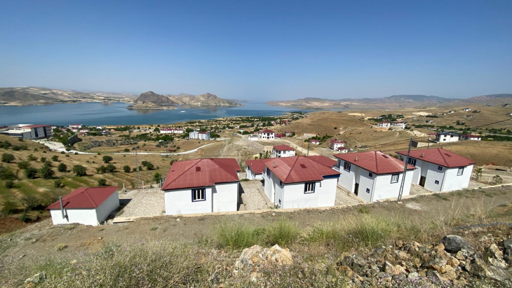 PERTEK BELEDİYESİNE AİT 10 KONUTUN SATIŞ İHALESİ